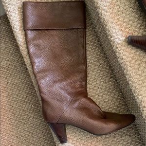 Tahari Brown heeled boots